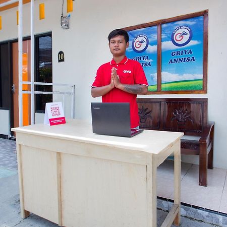 Griya Annisa Hotel Tegal  Exterior foto