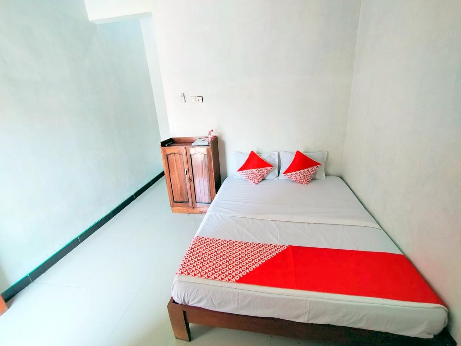 Griya Annisa Hotel Tegal  Exterior foto