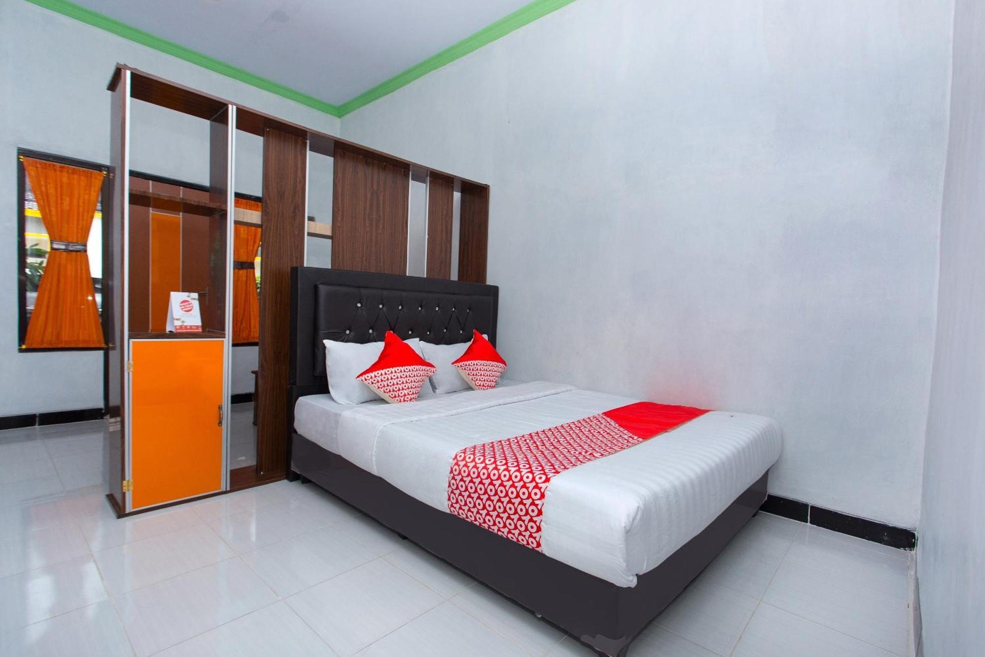 Griya Annisa Hotel Tegal  Exterior foto