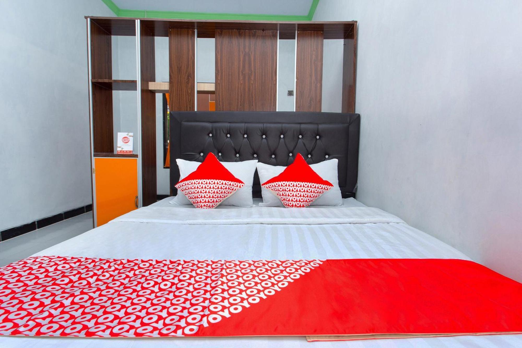 Griya Annisa Hotel Tegal  Exterior foto