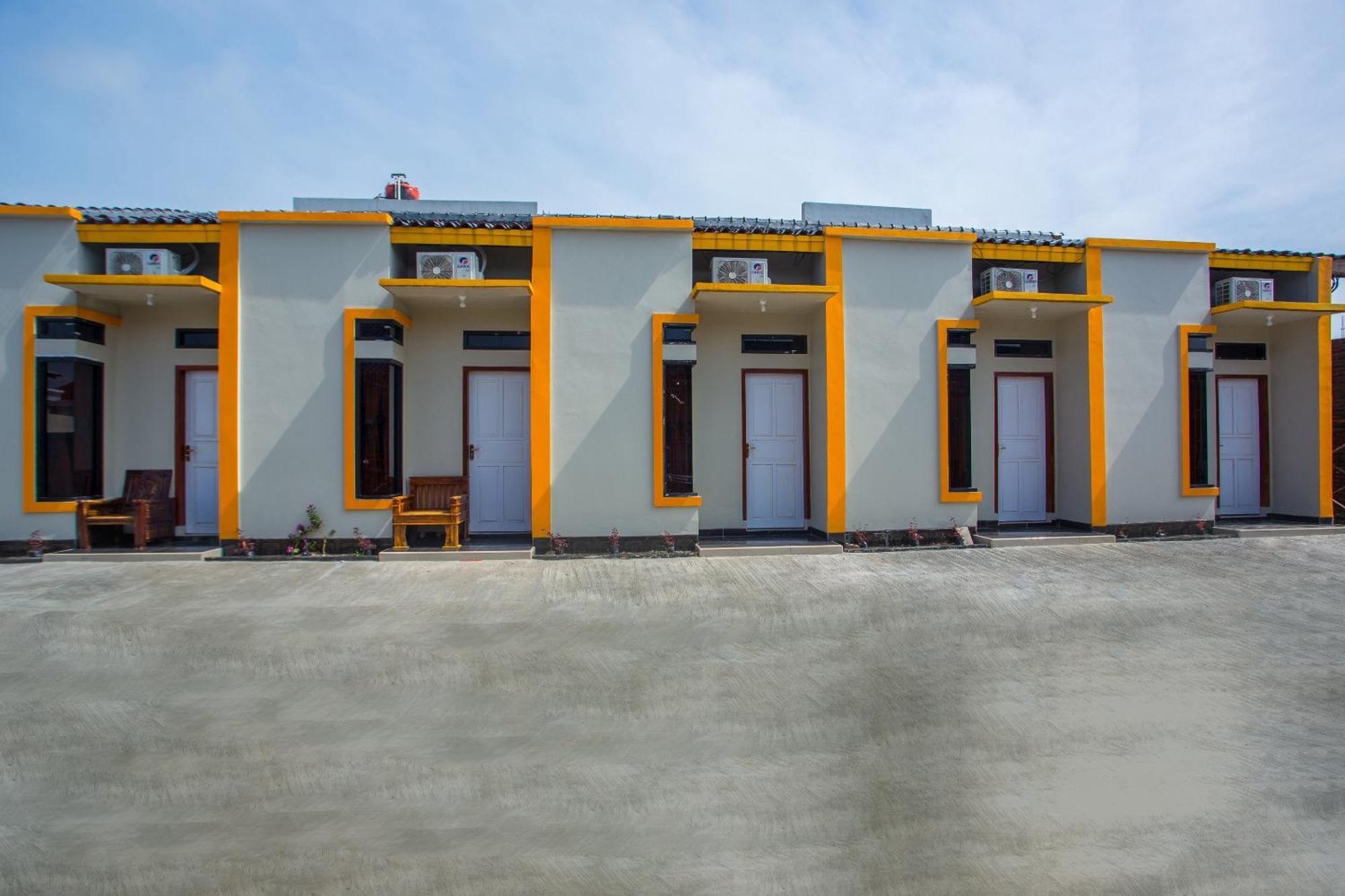 Griya Annisa Hotel Tegal  Exterior foto